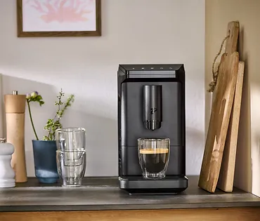 Tchibo Ekspres ciśnieniowy Esperto Mini czarny