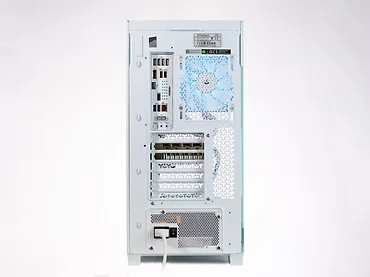 OPTIMUS Komputer E-Sport Extreme GZ890T-CR1 Core Ultra 7K/32GB/2TB/RTX 5070 OC/Biały