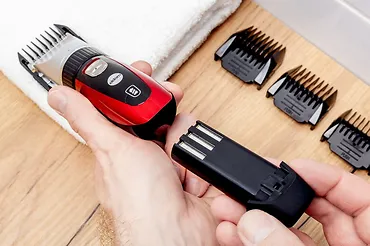 Eldom Strzyżarka do włosów MG10U