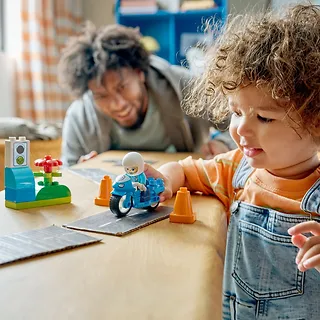 LEGO Klocki DUPLO 10471 Niebieski motocykl policyjny