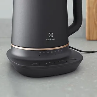 Electrolux Czajnik bezprzewodowy Explore 7 E7K1-6BP