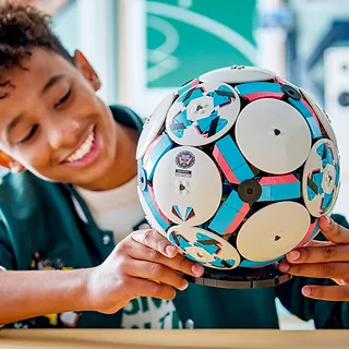 LEGO Klocki Editions 43019 Piłka nożna