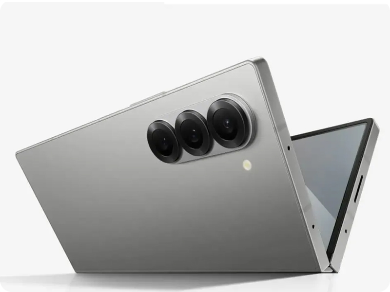 Samsung Z Flip 4 aparat 12 Mpix, Samsung Z Fold 4 aparat 50 Mpix