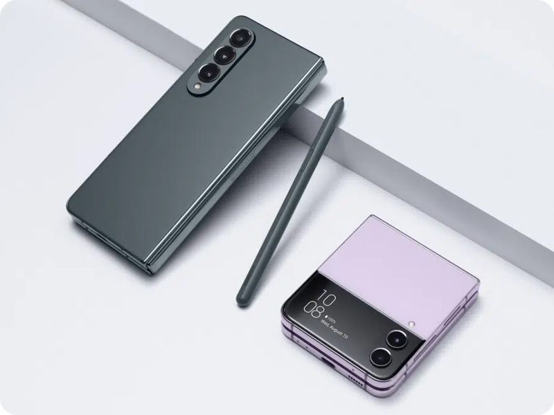 Składany ekran w Samsung Galaxy Z Fold 4 tryb Flex mode Andorid 12L dock